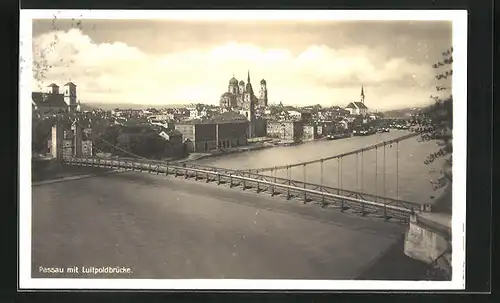 AK Passau, Panorama mit Luitpoldbrücke