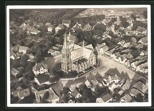 AK Meldorf / Holstein, Totalansicht Dom vom Flugzeug aus, Fliegeraufnahme