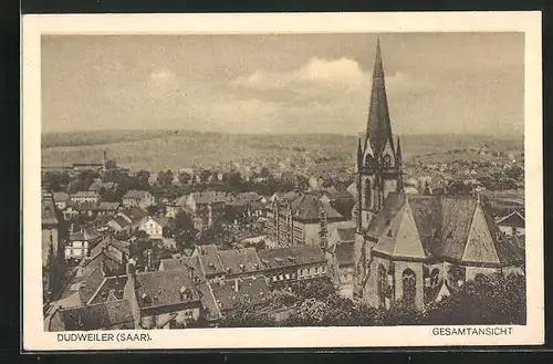 AK Dudweiler /Saar, Gesamtansicht mit Kirche