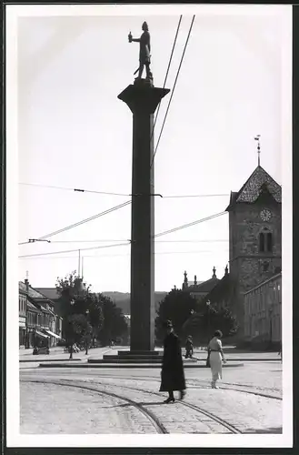 8 Fotografien Drontheim, Ansicht Drontheim, Tracht, Fjeldsaeter Hotel, Olaf-Monument, Skakkes Gate, Munken Gate