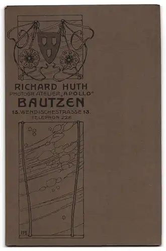 Fotografie Richard Huth, Bautzen, Wendischestr. 13, Hochzeit, Braut im schwarzen Kleid, Bräutigam mit Schnauzbart