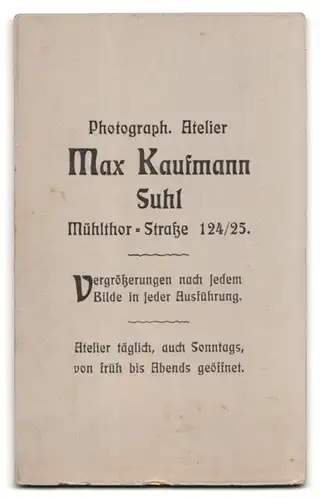 Fotografie Max Kaufmann, Suhl, Mühltor-Strasse 124-25, Portrait junger Herr im Anzug mit Krawatte