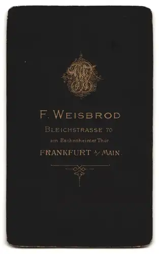 Fotografie F. Weisbrod, Frankfurt a /Main, Bleichstrasse 70, Brustportrait bürgerliche Dame mit zeitgenössischer Frisur