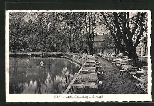 AK Strausberg /Mark, Gasthaus Schlagmühle mit Teich