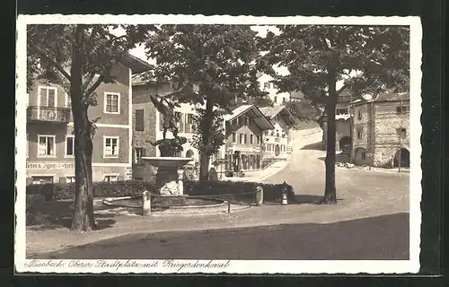 AK Miesbach in Obb., Oberer Stadtplatz mit Kriegerdenkmal