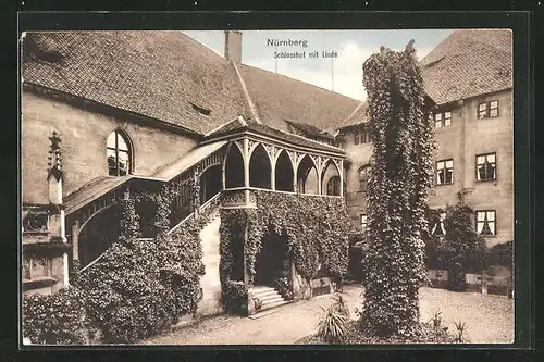 AK Nürnberg, Schlosshof mit Linde