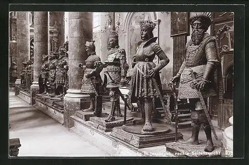 Foto-AK Fritz Gratl: Innsbruck, Hofkirche - rechte Seitenansicht