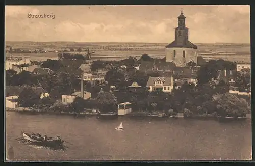 AK Strausberg, Ortsansicht mit Kirche