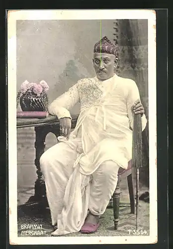 AK Indien, Brahmin Merchant, Mann sitzt in Tracht auf einem Stuhl