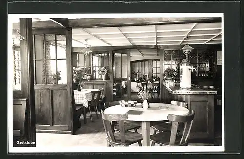 AK Appenweier, das Gasthaus z. Sonne, in der Gaststube