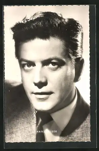 AK Schauspieler Hans Reiser in seiner Filmrolle Hilfe - Sie liebt mich