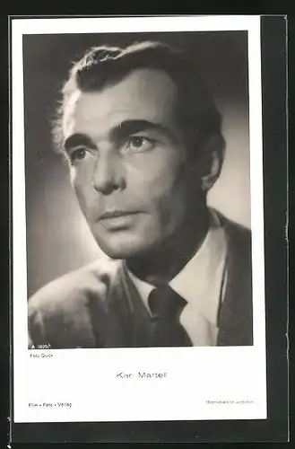 AK Schauspieler Karl Martell fragend von der Kamera wegblickend