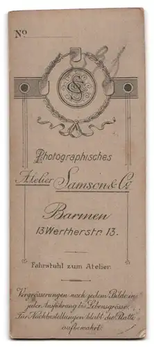 Fotografie Samson & Co., Barmen, Wertherstr. 13, Portrait dunkelhaarige junge Frau mit elegantem Halsschmuck