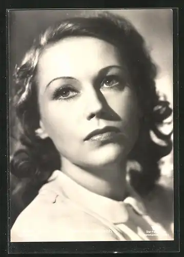 AK Schauspielerin Leny Marenbach mit charmantem Blick