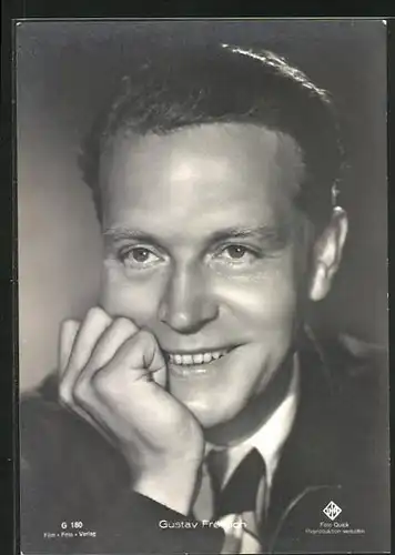 AK Schauspieler Gustav Fröhlich mit charmantem Lächeln
