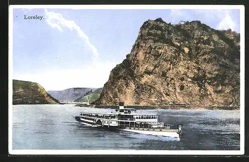 AK Rheindampfer passiert die Loreley