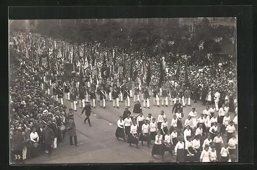 AK Leipzig, 1. Deutsches Arbeiter-Turn und Sportfest 1922, Auftaktumzug