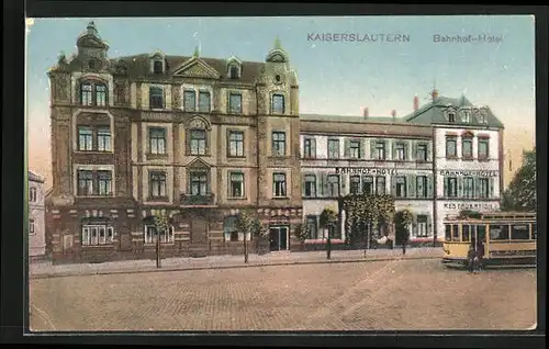 AK Kaiserslautern, Strassenbahn am Bahnhof-Hotel