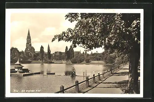 AK Kiel, Am kleinen Kiel, Kirche im Hintergrund