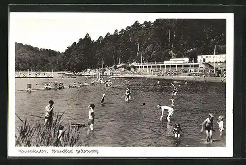 AK Kaiserslautern-Gelterswoog, Badegäste im Strandbad