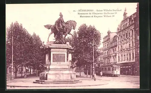 AK Düsseldorf, Kaiser Wilhelm Denkmal mit Strassenbahn