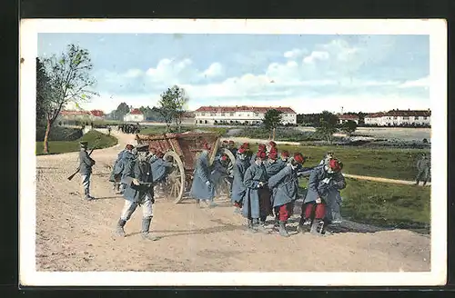 AK Kriegsgefangene Franzosen ziehen einen Karren im Gefangenenlager Altengrabow