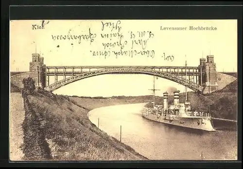 AK Kiel, Kriegsschiff an der Levensauer Hochbrücke