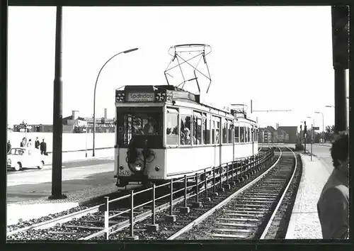 Fotografie unbekannter Fotograf, Ansicht Berlin, Strassenbahn-Triebwagen Nr. 3476 Linie 55 nach Spandau im Tegeler Weg