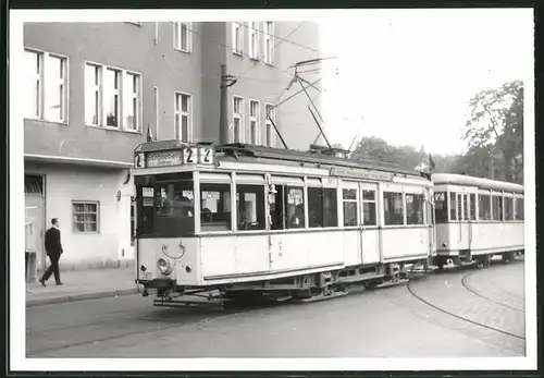 Fotografie unbekannter Fotograf, Ansicht Berlin, Belziger Strasse, Strassenbahn-Triebwagen 3811 Linie 2 nach Schöneberg