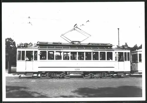 Fotografie Strassenbahn-Triebwagen Nr. 5299 Linie 77 der BVG in Berlin-West