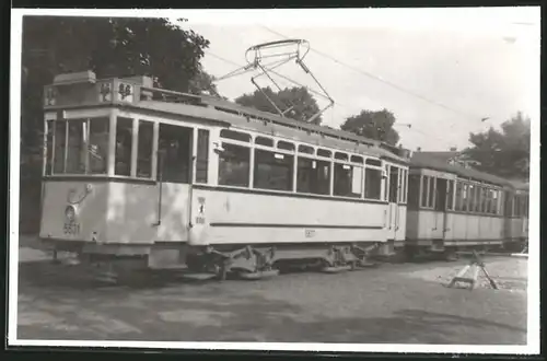 Fotografie unbekannter Fotograf, Ansicht Berlin-Schmöckwitz, Strassenbahn-Triebwagen Nr. 5631 Linie 86E