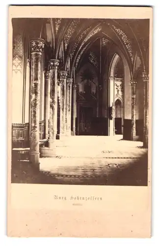 Fotografie Carl Schwarz, Stuttgart, Breitestr. 2, Ansicht Bisingen, der Grafensaal in der Burg Hohenzollern