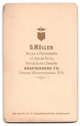 Fotografie G. Müller, Brandenburg a. H., Grosse Münzenstr. 3, Portrait Beamter der deutschen Eisenbahn in Uniform