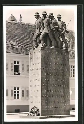 AK Kaiserslautern, am Kriegerdenkmal