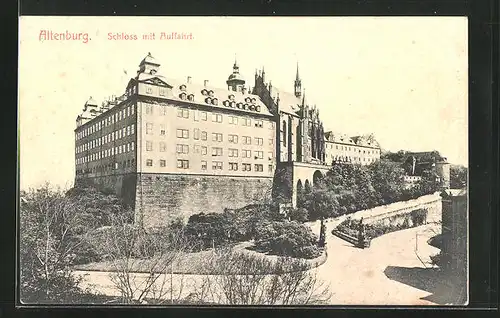 AK Altenburg, Schloss mit Auffahrt