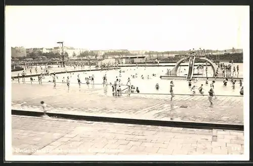 AK Berlin-Neukölln, Schwimmbad Columbiadamm