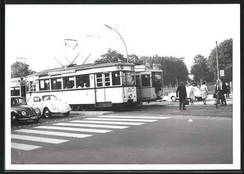 Fotografie unbekannter Fotograf, Ansicht Berlin, Falkenseerplatz, Strassenbahn-Triebwagen Nr. 3724 der Linie 55