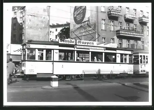 Fotografie unbekannter Fotograf, Ansicht Berlin, Sonnenallee, Strassenbahn-Triebwagen Nr. 3754, Linie 94
