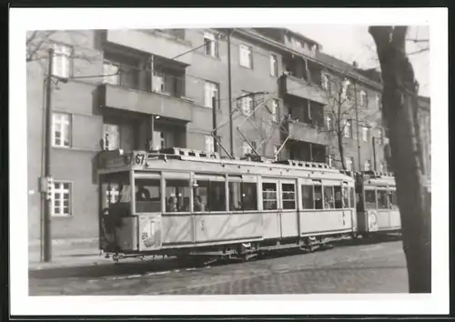 Fotografie unbekannter Fotograf, Ansicht Berlin, Hindenburgdamm, Strassenbahn-Triebwagen Nr. 3319