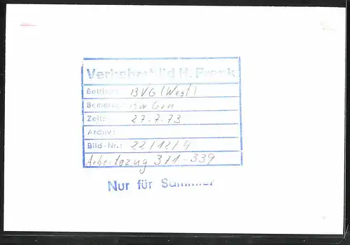 Fotografie unbekannter Fotograf, Ansicht Berlin-Grunewald, U-Bahn Triebwagen Nr. 371 am Betriebshof