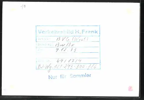 Fotografie unbekannter Fotograf, Ansicht Berlin, Betriebshof Britz, U-Bahn Triebwagen Nr. 121
