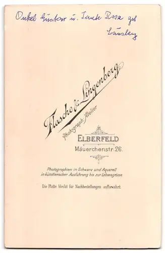 Fotografie Flasche & Lingenberg, Elberfeld, Mäuerchenstrasse 26, Portrait junges Paar in hübscher Kleidung