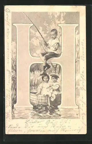 AK Kinder mit Boot und Angel am Buchstaben H