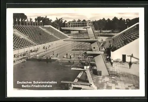 AK Berlin-Friedrichshain, Deutsches Schwimmstadion mit Sprungturm