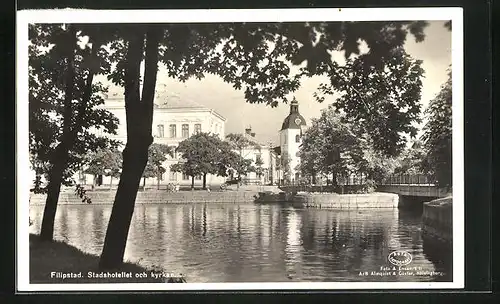 AK Filipstad, Stadshotellet och kyrkan