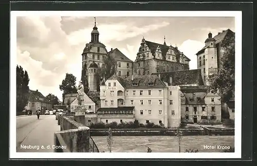 AK Neuburg /Donau, Blick zum Hotel Krone