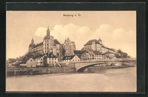 AK Neuburg /Donau, Teilansicht mit Schloss