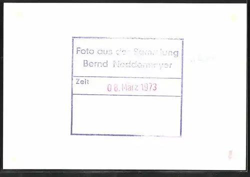 Fotografie unbekannter Fotograf, Ansicht Berlin, BahnhofLeinestrasse, U-Bahn Triebwagen Nr. 1302