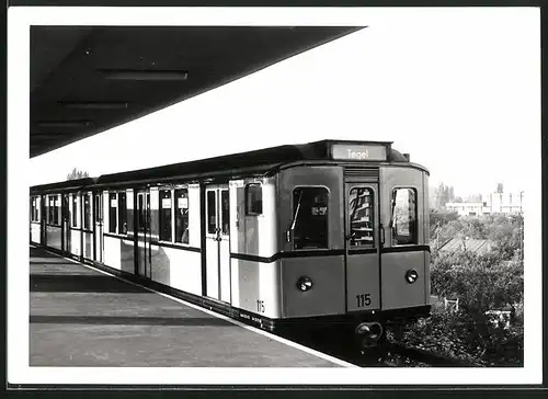 Fotografie unbekannter Fotograf, Ansicht Berlin, Bahnhof Seidelstrasse, U-Bahn Triebwagen Nr. 115 Richtung Tegel