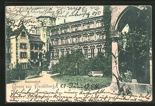 AK Heidelberg, Blick in den Schlosshof